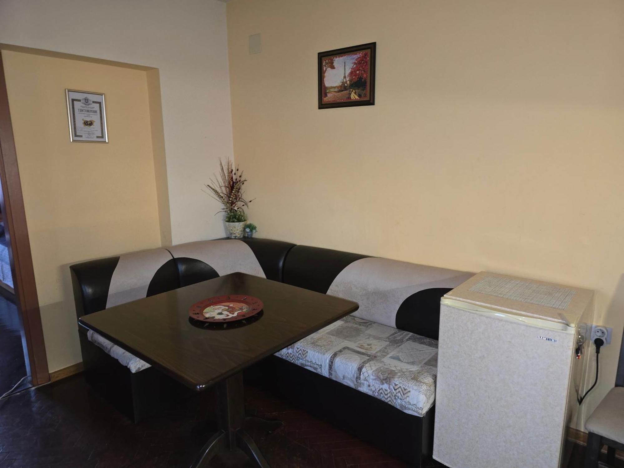 Comfort Apartment Vt Veliko Tŭrnovo Eksteriør bilde