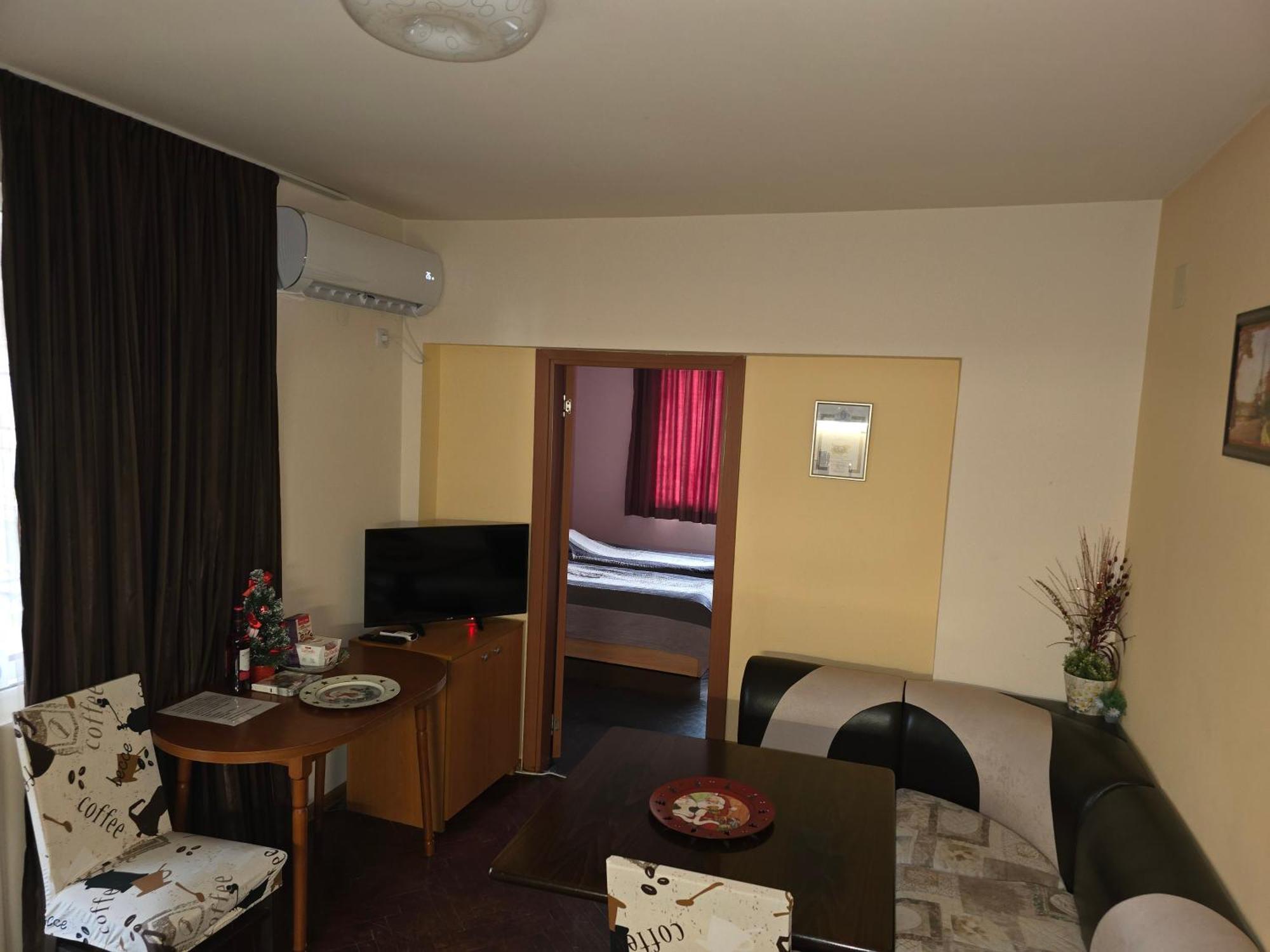 Comfort Apartment Vt Veliko Tŭrnovo Eksteriør bilde