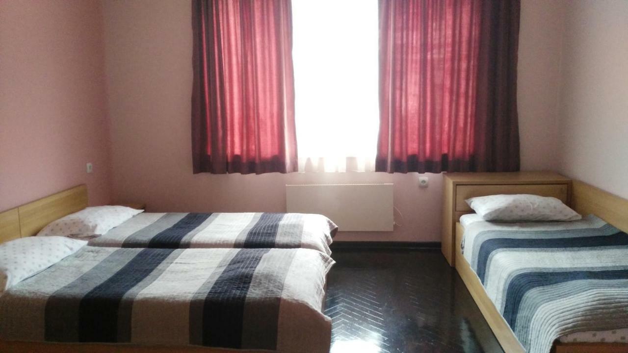 Comfort Apartment Vt Veliko Tŭrnovo Eksteriør bilde