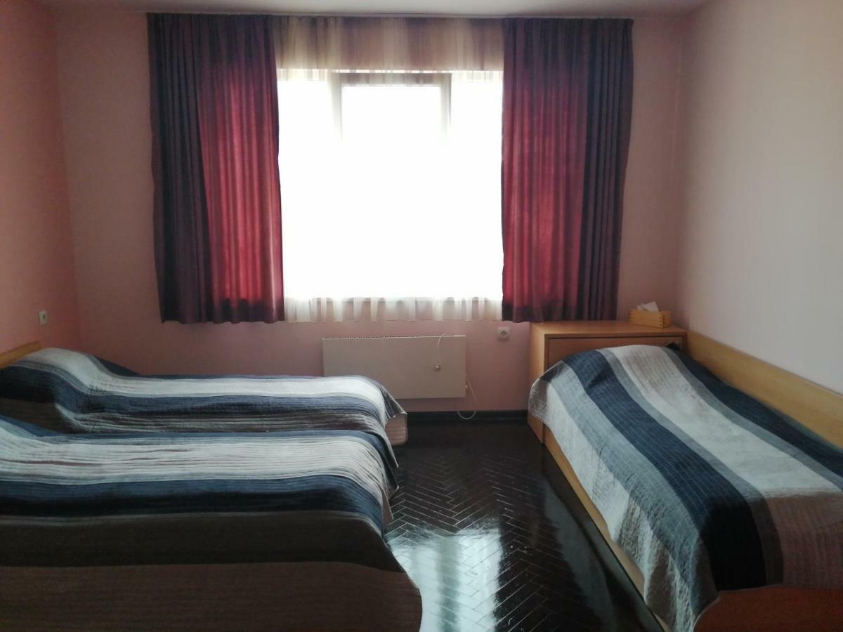 Comfort Apartment Vt Veliko Tŭrnovo Eksteriør bilde